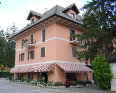 Albergo San Cristoforo Перджине-Вальсугана Экстерьер фото